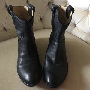 Frye Carson Short Boots NEW